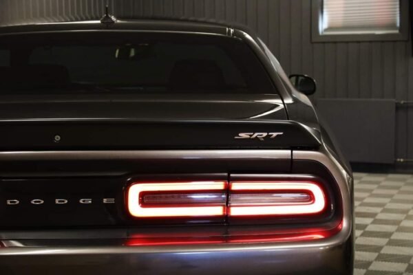 Dodge Challenger – Image 9