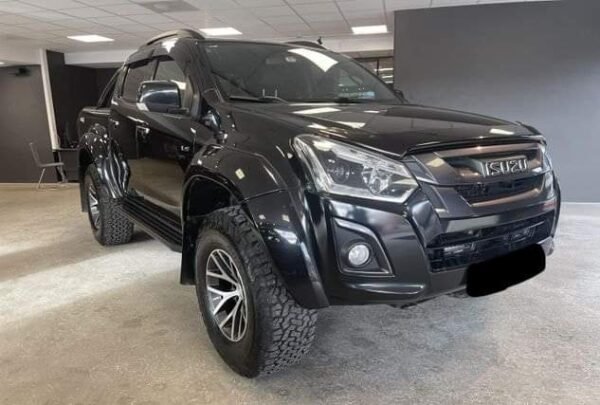 Isuzu D-max Black – Image 6