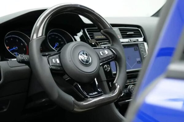 Volkswagen Golf – Image 12