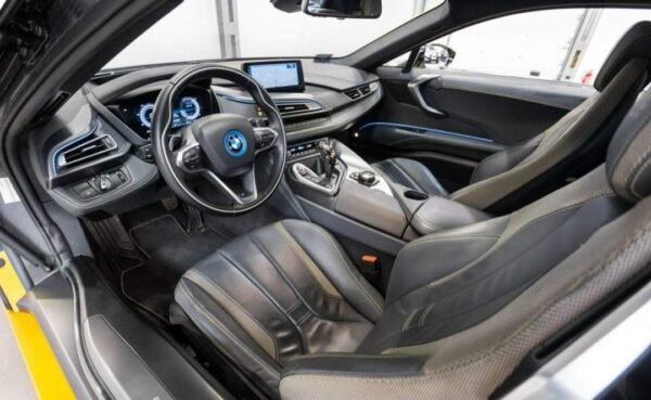 BMW I8 – Image 7