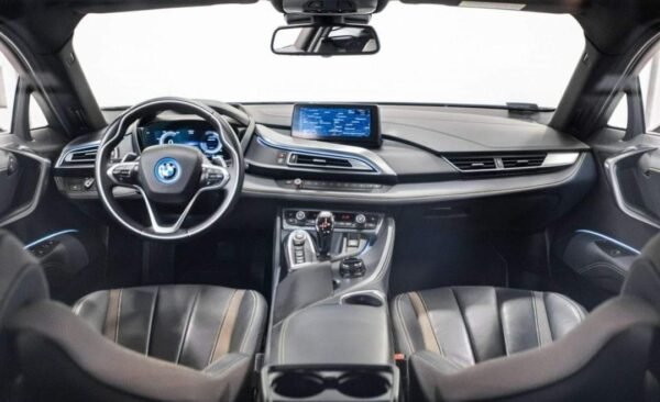 BMW I8 – Image 16