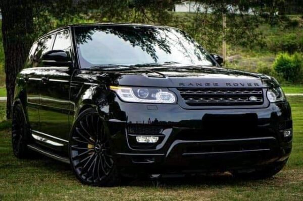 Range Rover Sport – Image 10