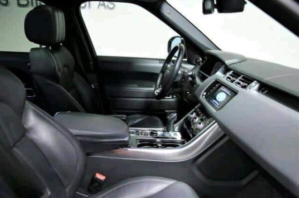 Range Rover Sport – Image 28