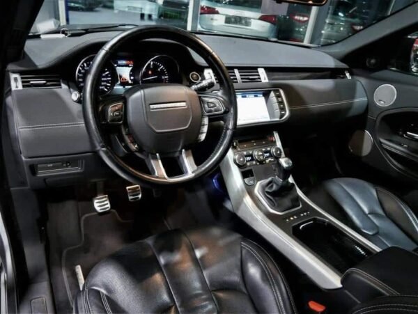 Range Rover Evoque – Image 9